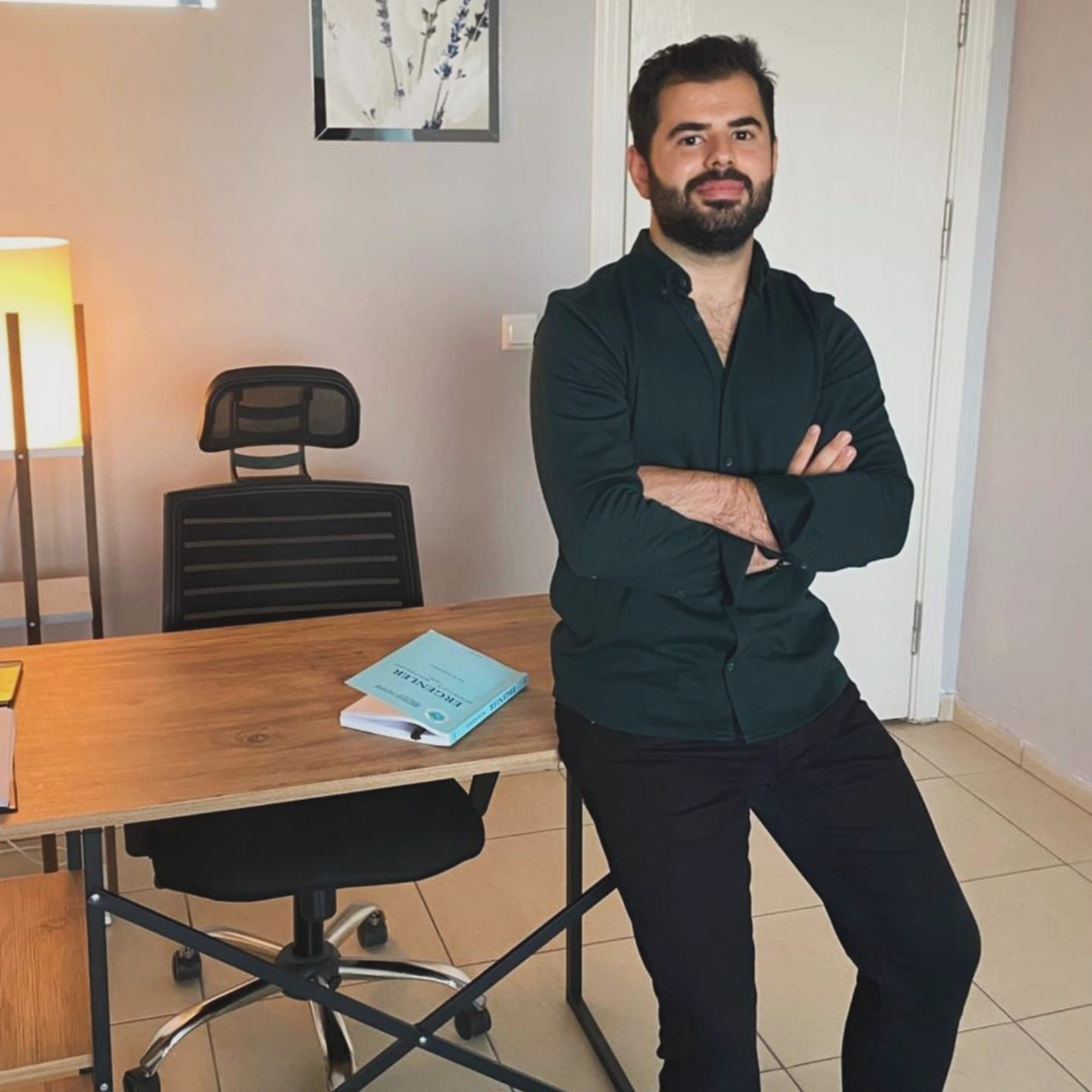 Enes ŞEKERCİ - Psikolog & Aile Danışmanı